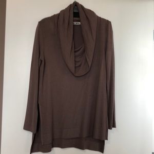 Women’s light brown Michael stars sweater.  Sz s.